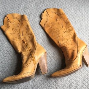 BCBG Girls Super soft and sexy cowboy styled boot
